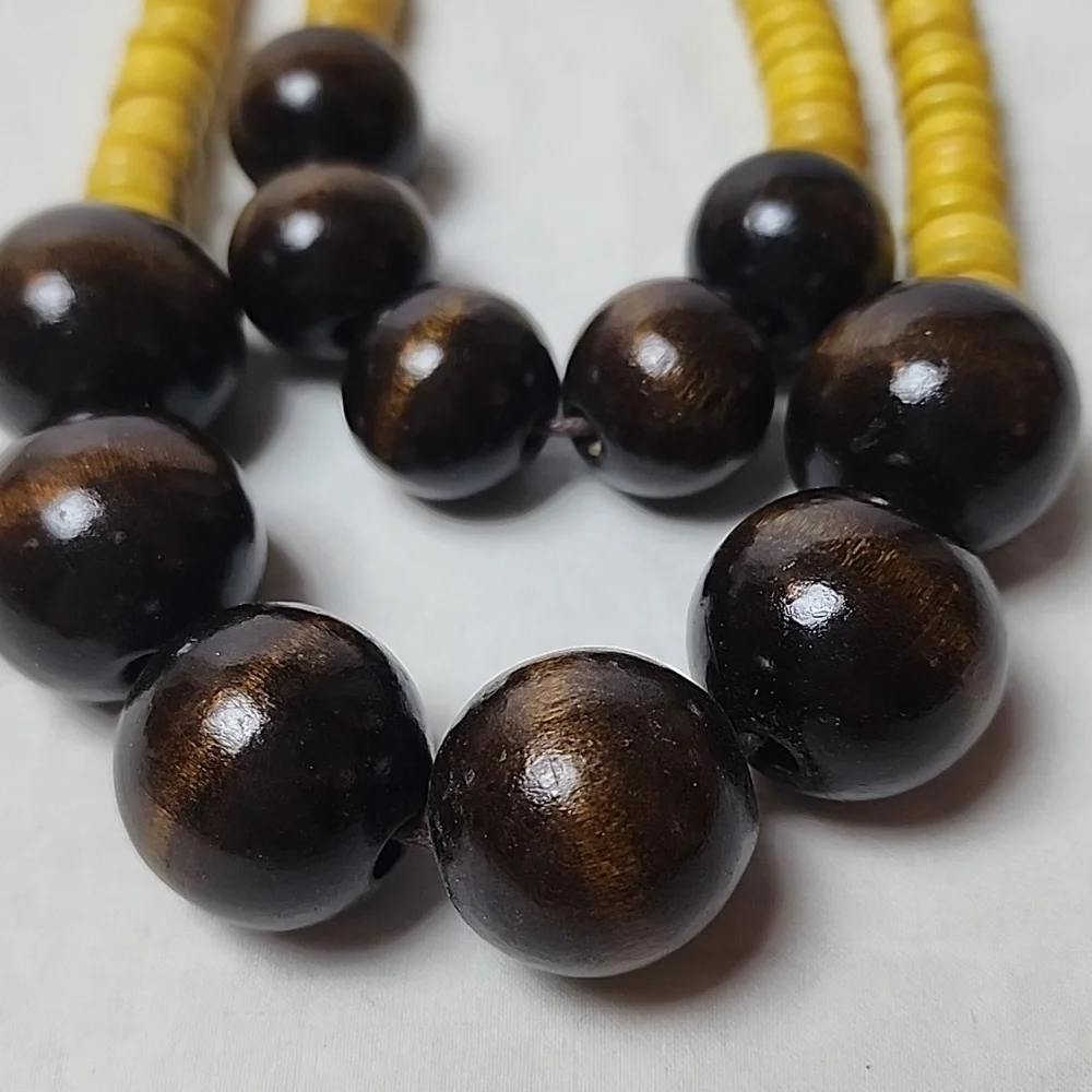 Paparazzi Cancun Cast Away Brown and Yellow Beaded Necklace With Earrings NWT